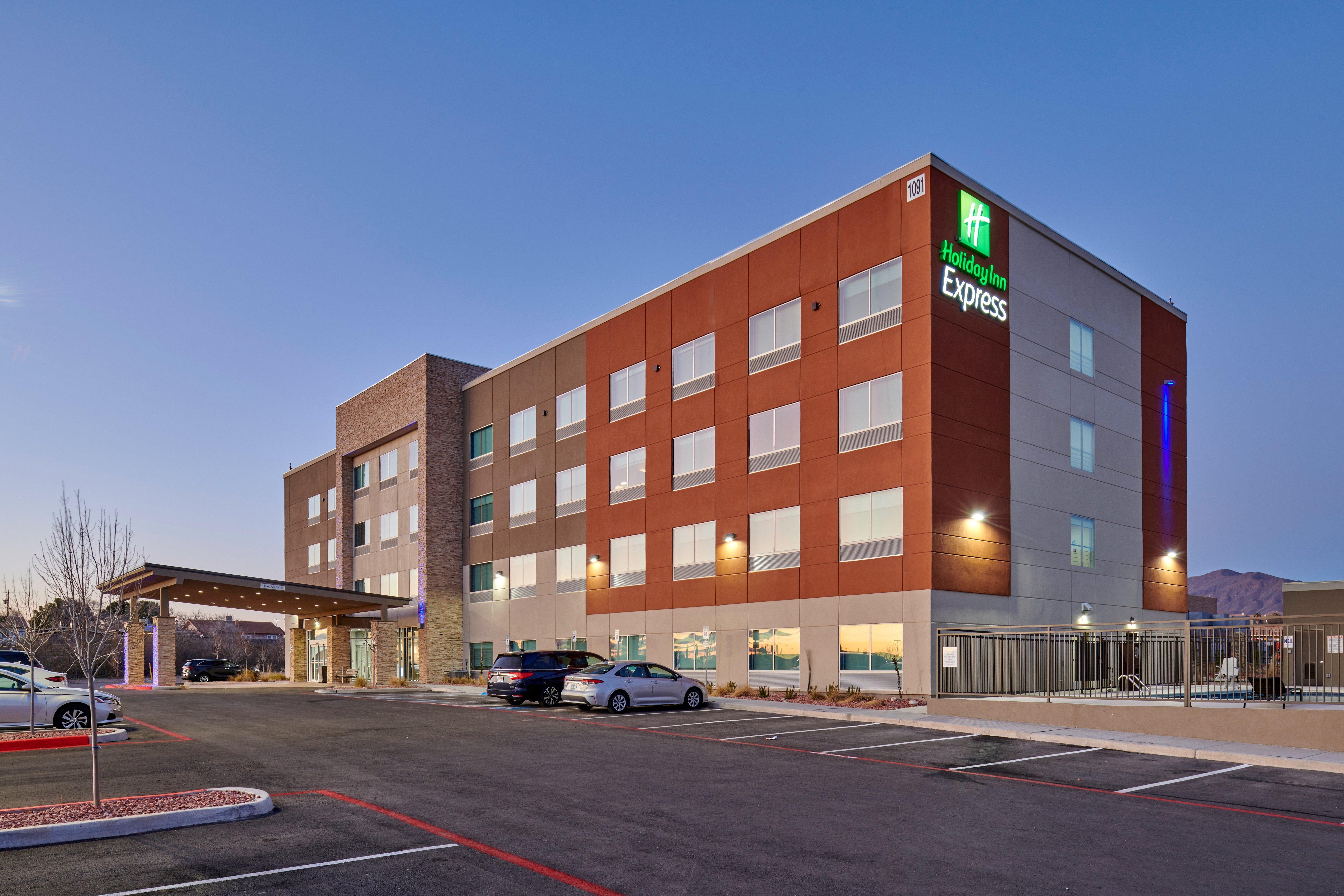 Holiday Inn Express - El Paso - Sunland Park Area By Ihg Екстериор снимка